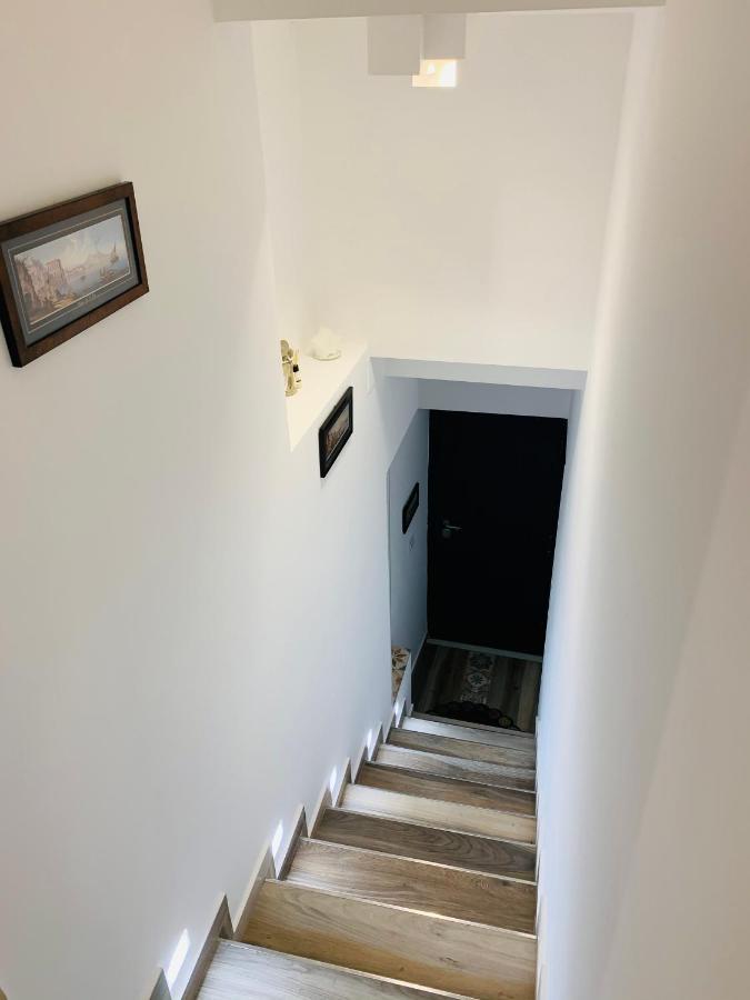 Donn'Anna Naples City Center מראה חיצוני תמונה