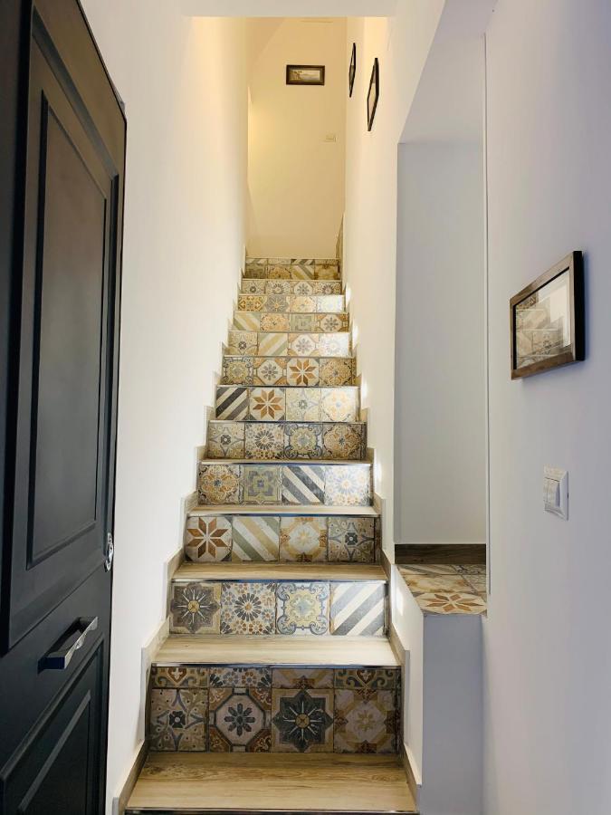 Donn'Anna Naples City Center מראה חיצוני תמונה